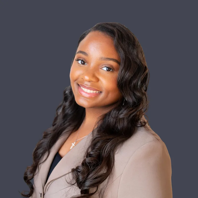 Amber Tavarez, Associate Therapist · RP (Qualifying)